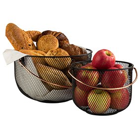 Brot- und Obstkorb